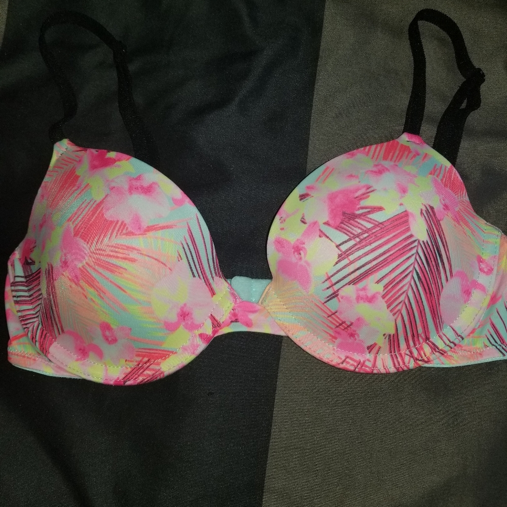 PINK by Victoria Secret Demi Bra